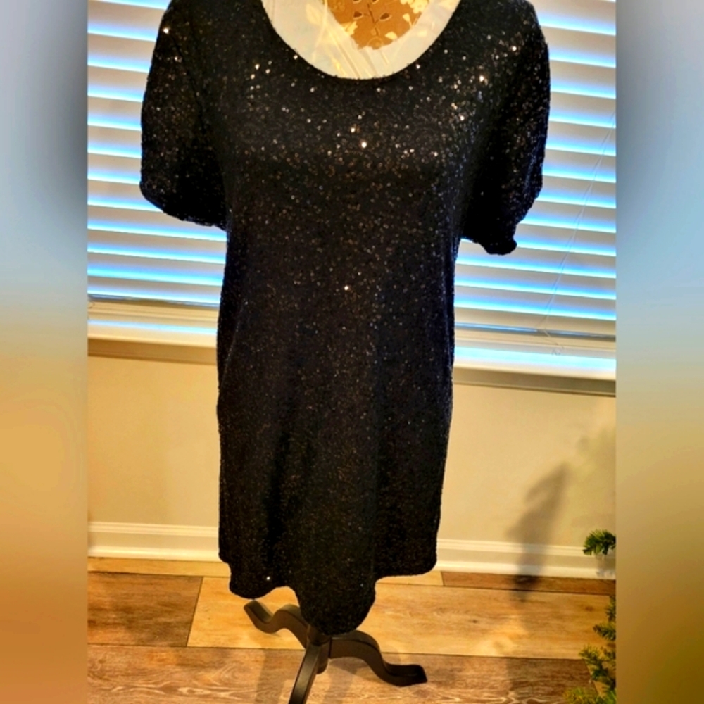 Victoria’s Secret Black Sequin Mini Party Cocktail T-dress